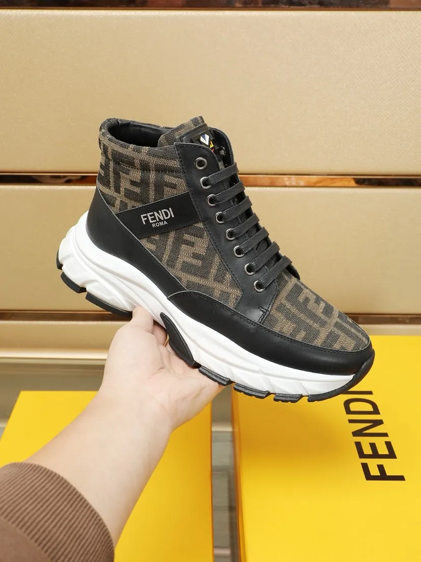 Factory price 460 men's shoes 💰🔥[FENDI] Fendi Little Monster Men's casual shoes, the latest elements are popular all over the world, the official website is hot selling, the latest casual shoes, original version, the fabric is made of original fabric ➕ first-layer sheepskin lining, original non-slip outsole, comfort speaks for itself, color: two colors available. Code number: 38-44 (45 customized)